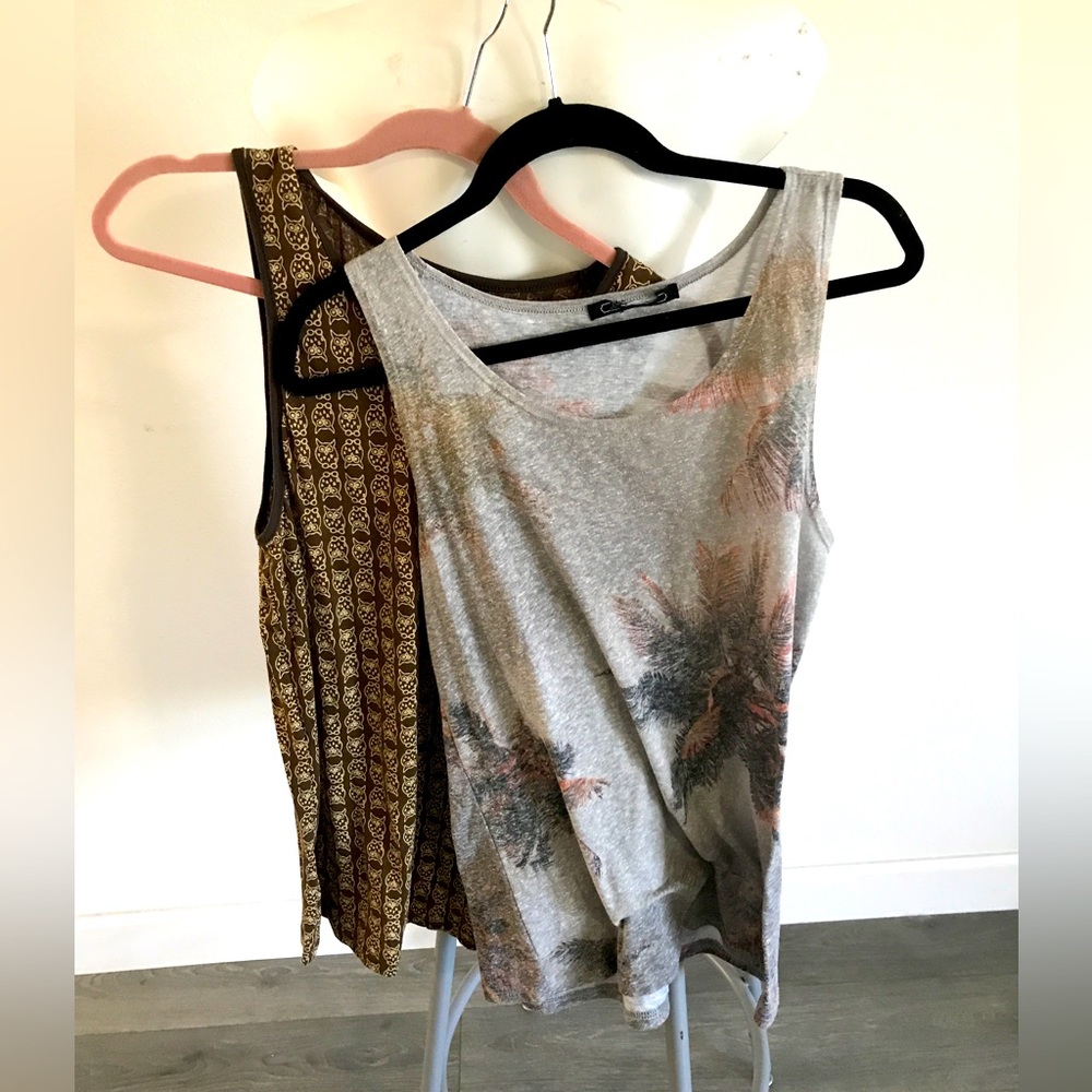 2 Tank Tops Owls & Palm Trees 🌴
